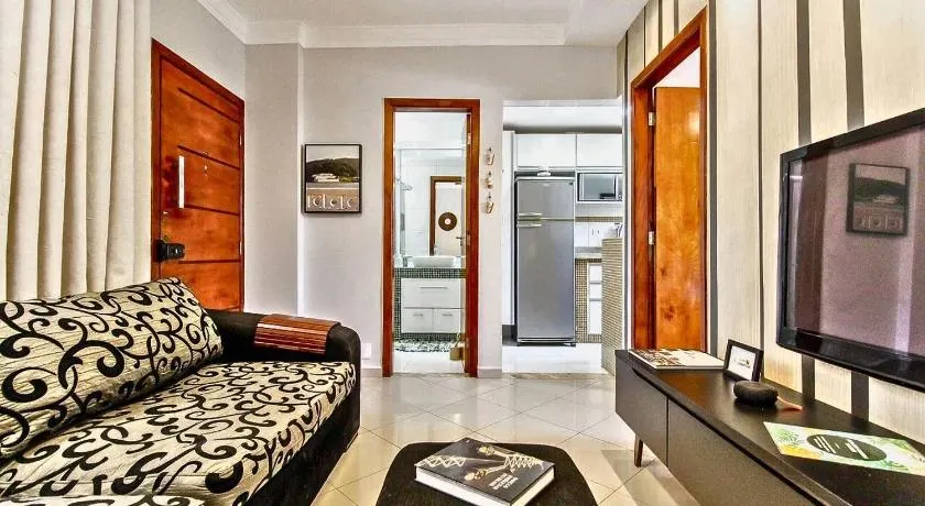 Apê à 4 min. a pé da Praia de Santos e do Shopping Praiamar + Vaga e Ar - Da Capital ao Litoral - Image 1