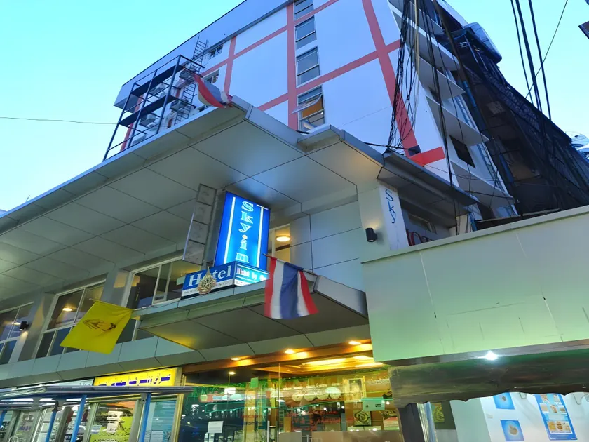 Sky Inn 2 - Image 1