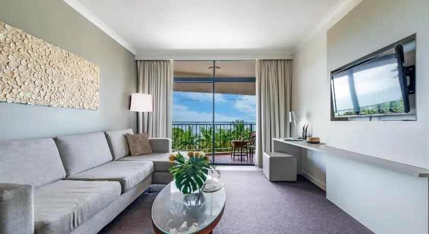 Recharge in Two Oceanview Adjacent Apartments - Image 1