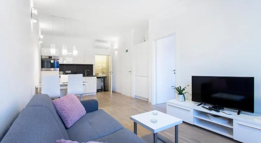 Urban Style Apartments by Loft - Image 1