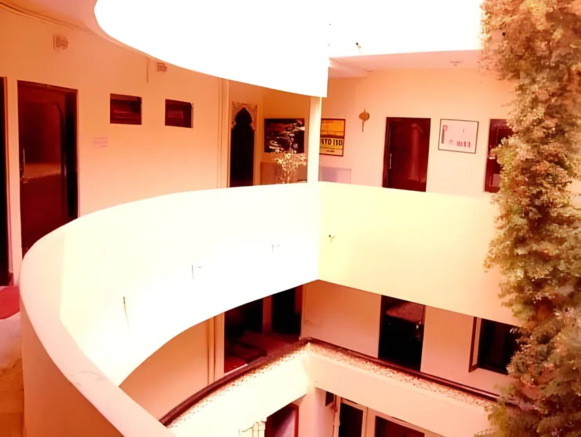 Hotel Mewar Inn - Image 1