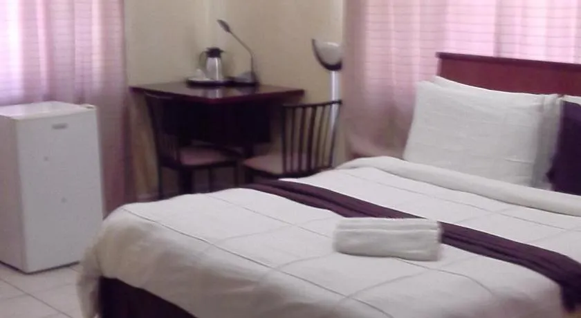 Hardrock Guest House - Image 1