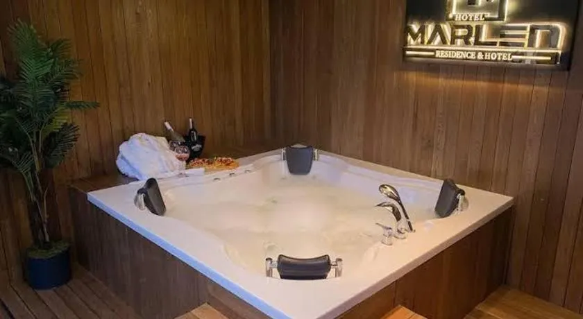 Marlen Residence Hotel - Image 1