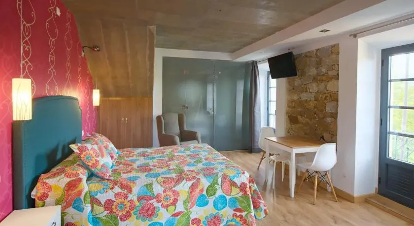 APARTAMENTOS LA LLONGAR - Image 1