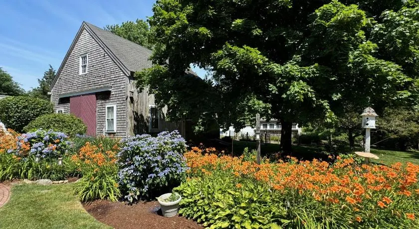 Sea Meadow Inn - Image 1