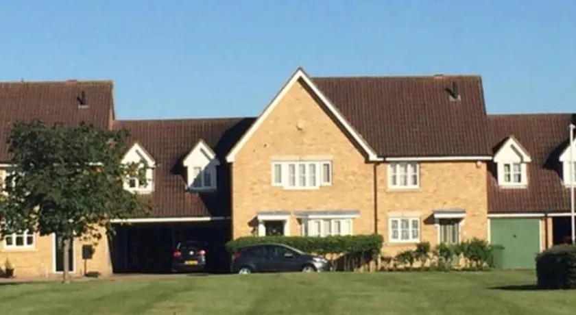 Stay 69G - Hush View House, Romford, London Havering - Image 1