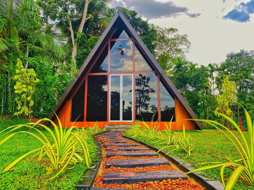 The Mountain Breeze Galle Cabanas - Image 1