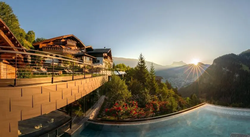 Charmehotel Uhrerhof - Deur - Image 1