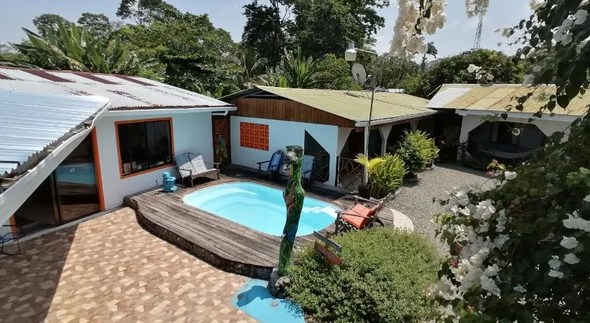 Cabinas Cahuita - Image 1