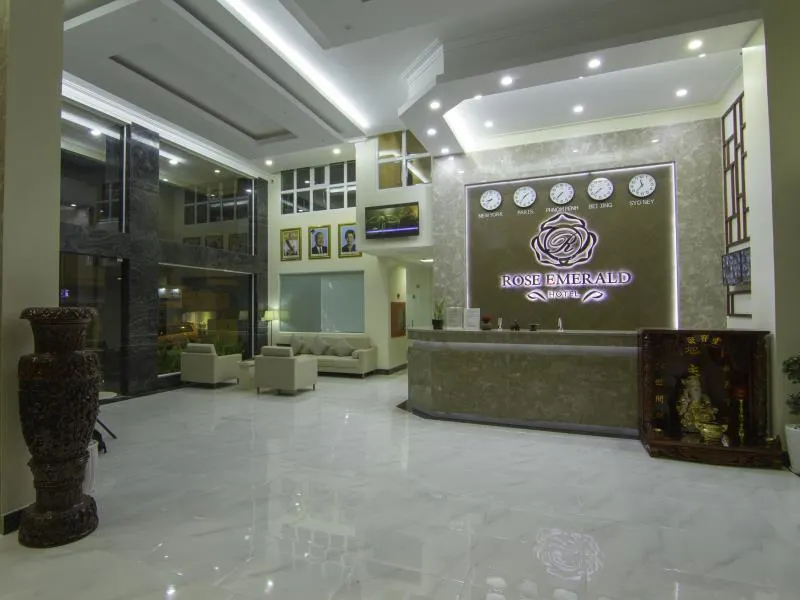 Rose Emerald Hotel - Image 1