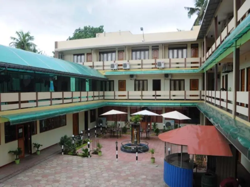 Gnaanams Hotel and Restaurant - Image 1