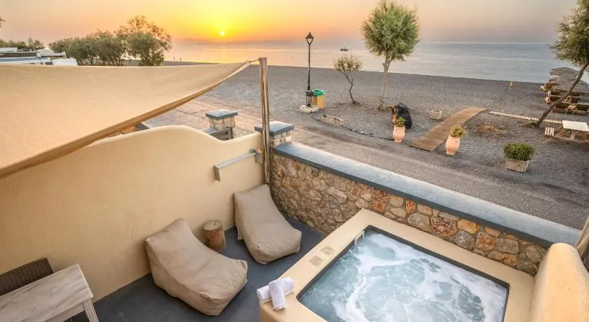 Cyclops Beach Apartments - Κύκλωψ - Image 1