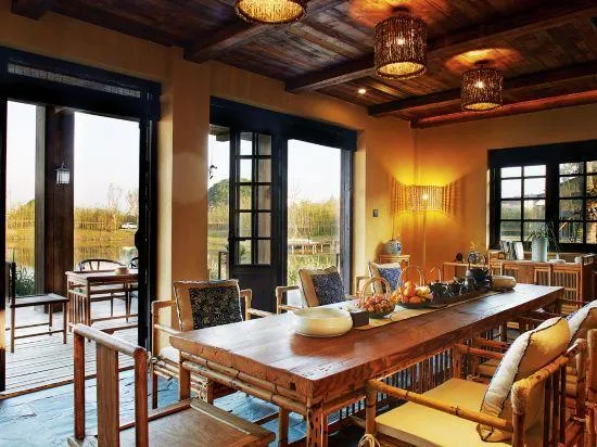 Tongxiang Baicui Mountain Resort - Image 1
