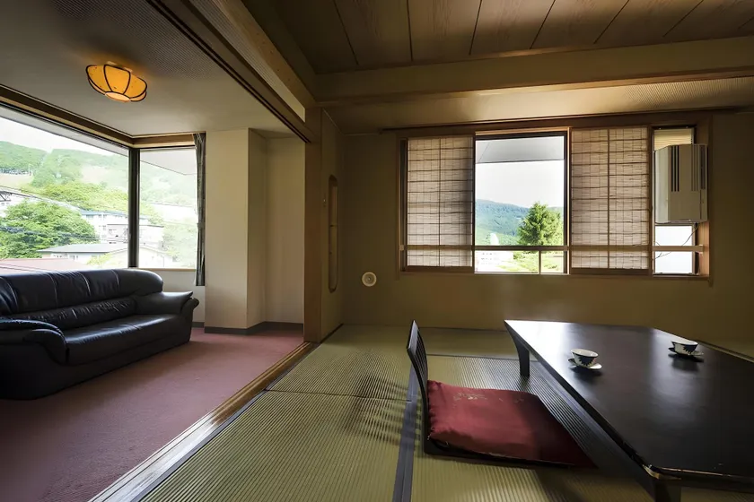 Takamiya Hotel Hammond - Image 1