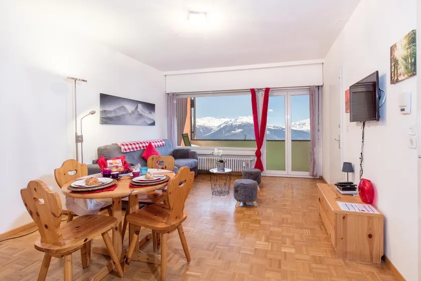 L'Eperon Center Crans wonderful view - Image 1