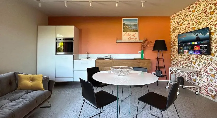 Nest Blevio apartment with private garage - Image 1