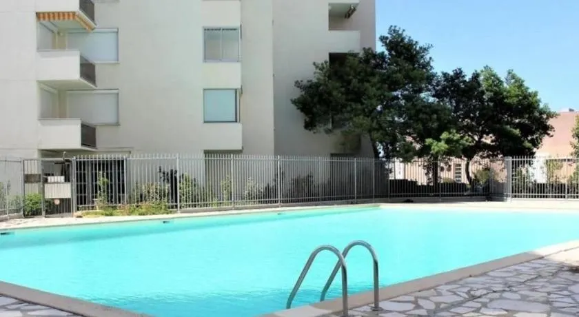 Appartement avec Piscine et Parking Privé - Arcachon, Port de Plaisance - FR-1-319-93 - Image 1