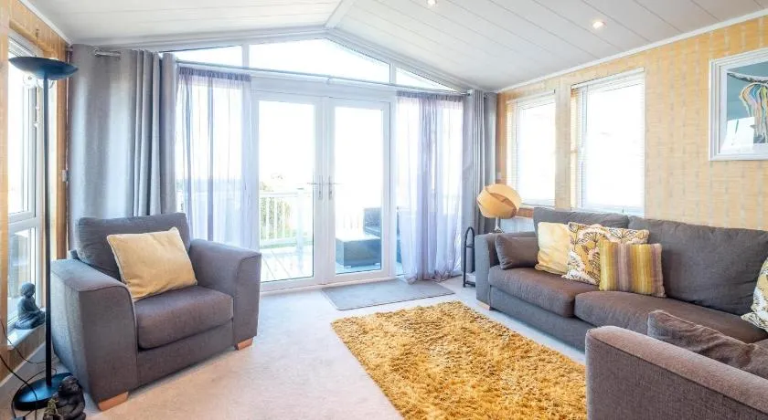 Chelsea Lodge - Aldeburgh Coastal Cottages - Image 1