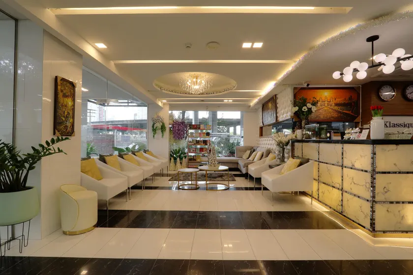 Klassique Sukhumvit Hotel - Image 1