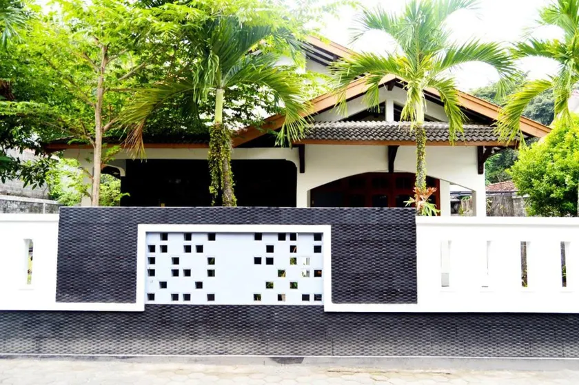 Garden Yard Homestay Jogja - Image 1