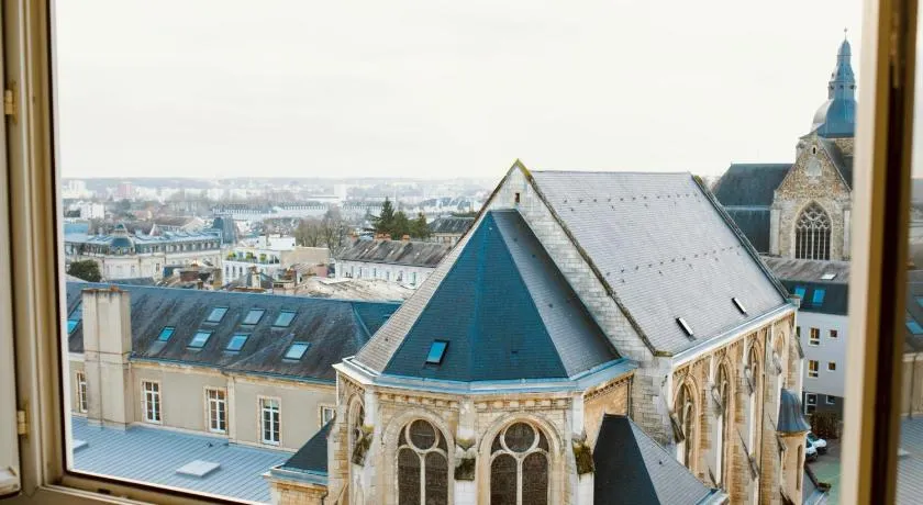 Appartement cosy avec vue dégagée, Centre du Mans - Image 1