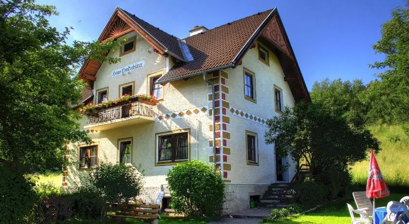 Villa Löcker - Image 1
