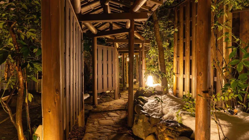 Akashiya - Image 1