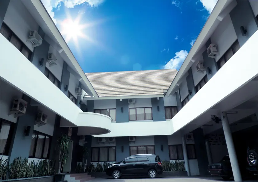 Maesa Hotel - Image 1