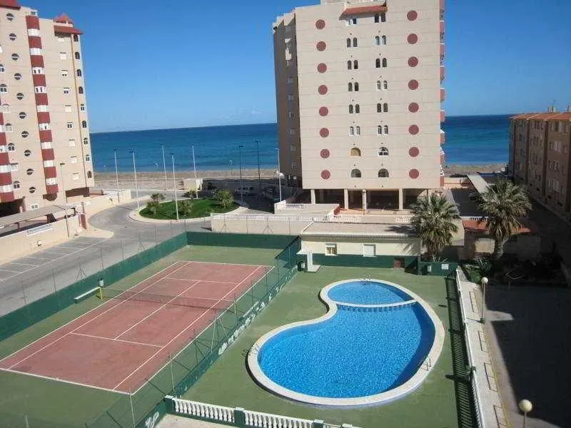 Apartamento en La Manga El Oasis - Image 1