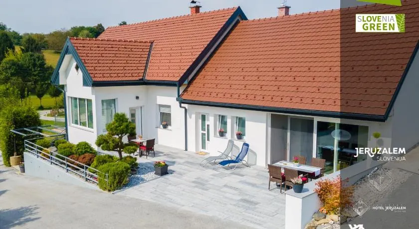 POD OREHI - Hiša na podeželju - RAZPRŠENI HOTEL Jeruzalem Slovenija - Image 1
