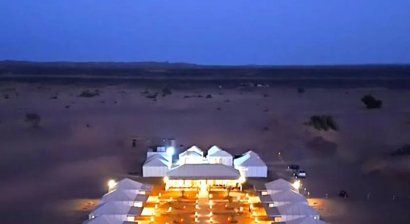 Best Classic Sahara Experiences - Image 1