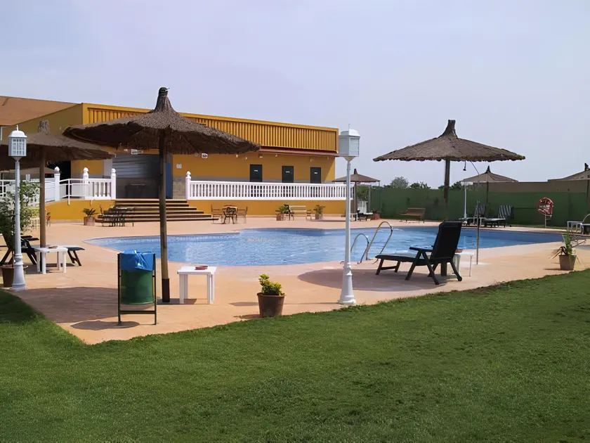 Hotel Torre De Los Guzmanes - Image 1