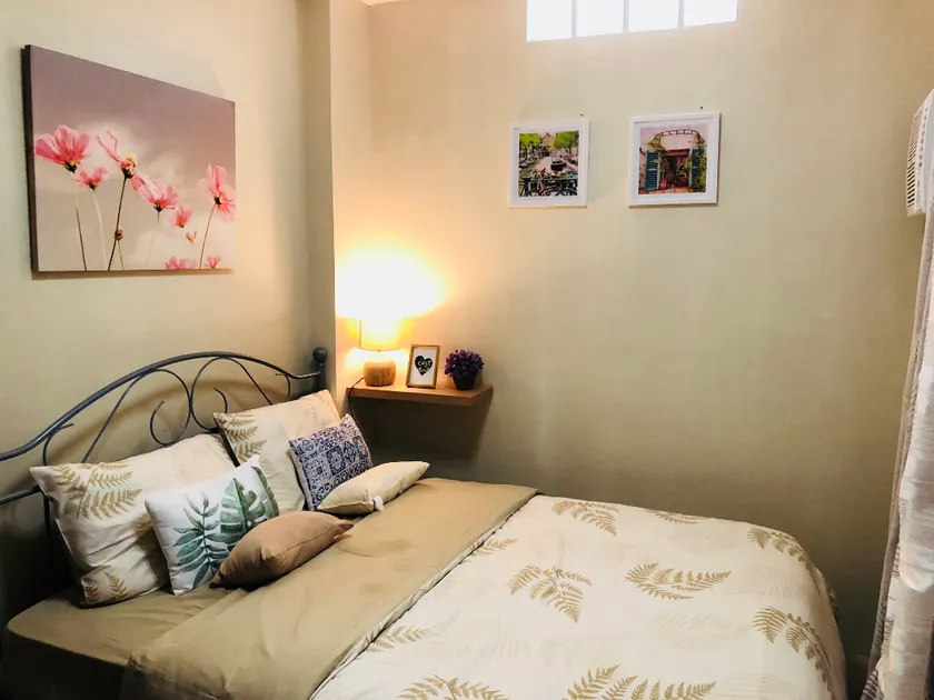 Contemporary cozy 6- 2BR Apartment - Image 1