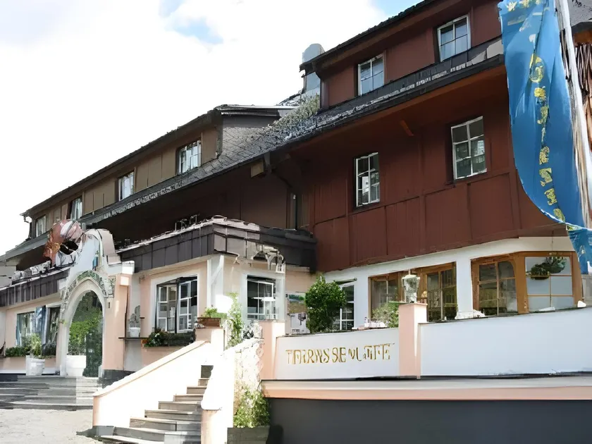 Hotel Tauplitzerhof - Image 1