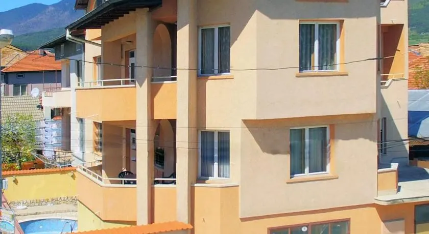 Guest House Tabakovi - Image 1