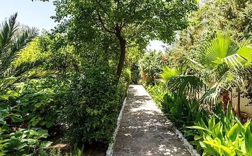 Hotel Kerdada - Image 1