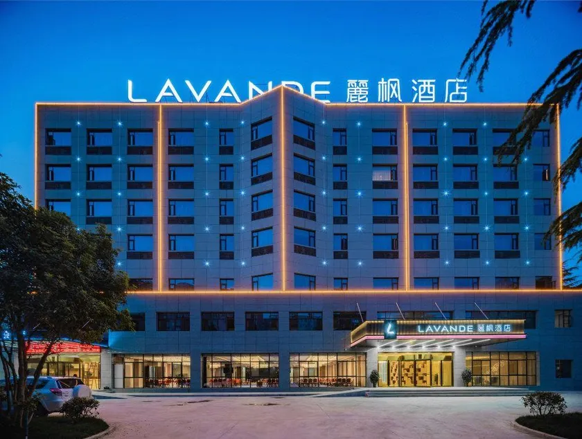 Lavande Hotel Xingping Maweiyi Aviation Plaza - Image 1