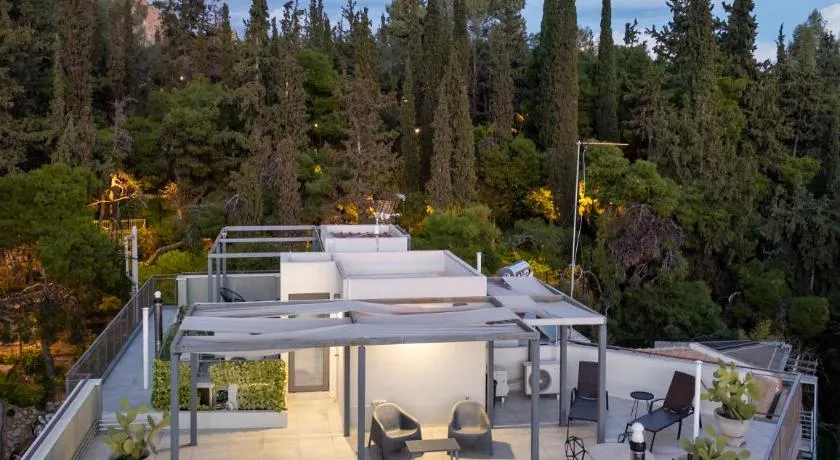 Strefi Hill Suites - Image 1