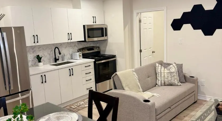 Spacious High Ceiling Lower Level Suite-New & Cozy - Image 1