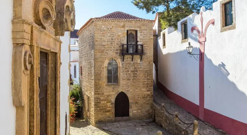 Torre de Maneys - Image 1