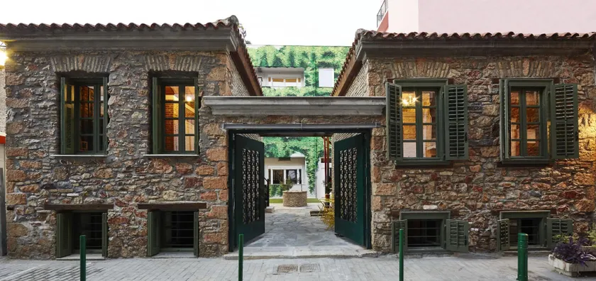 Athenian Residences - Image 1