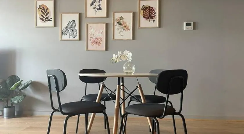Foreshore apt -sleeps 4 -free parking -WI-FI - Image 1