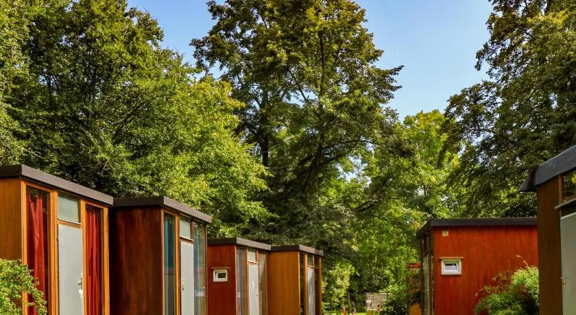 EASY Lodges Berlin - Image 1
