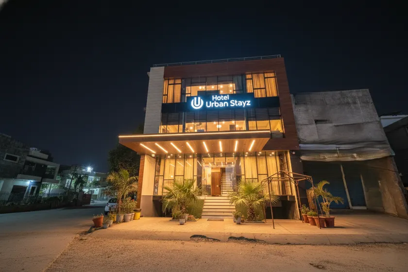 Hotel Urban Stayz - Image 1