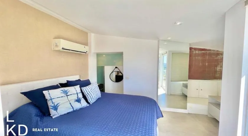 Suite top com varanda e vista exclusiva - Image 1