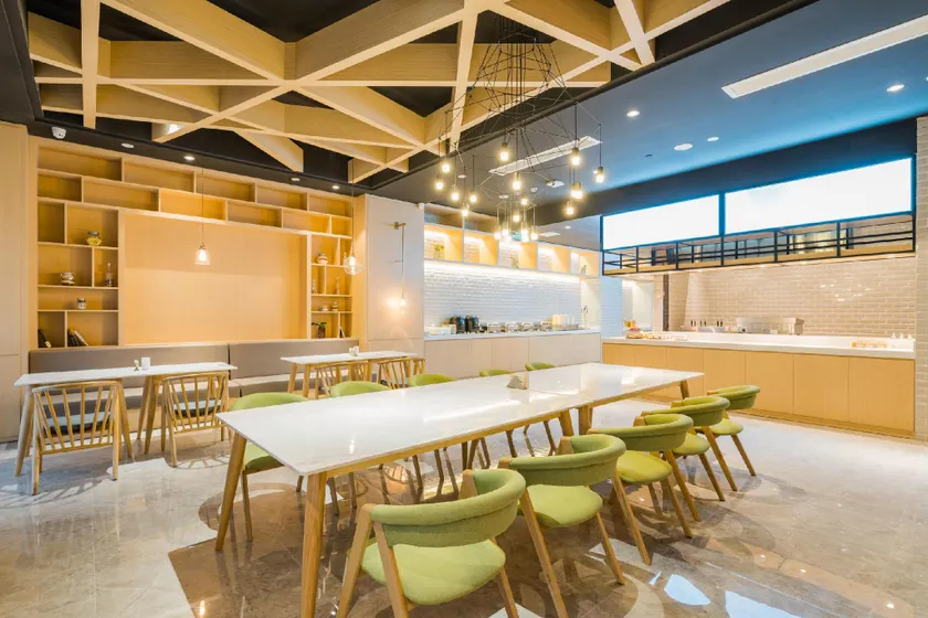 Atour Hotel Nantong Development Zone Center - Image 1