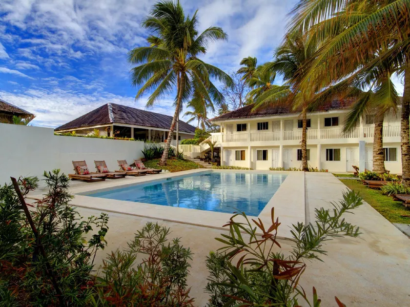 Momo Beach House - Image 1