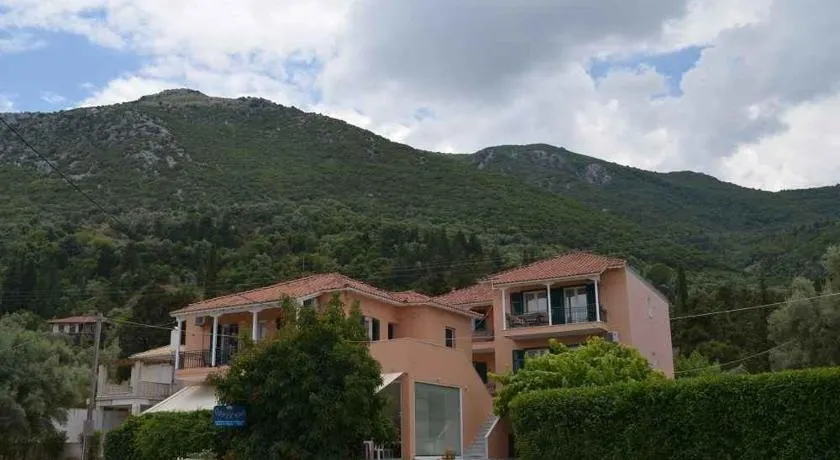 Odysseia Apartments - Image 1