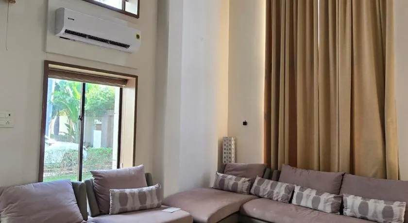 Aurelia Retreat - Image 1