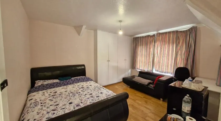 Beautiful Home - Image 1